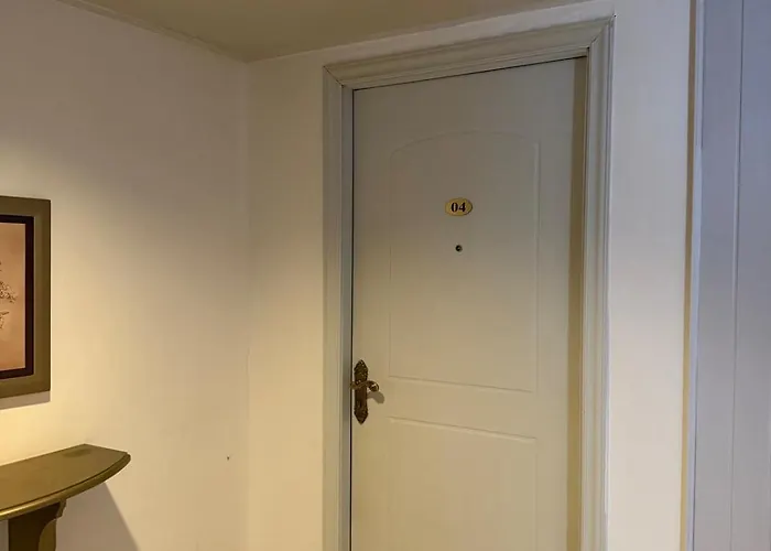 Mons Unit Apartment Cebu